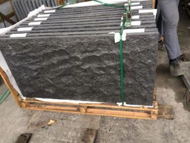 중국 검은 진주 G684 자연적인 표면 및 Flamed 마침 벽 타일