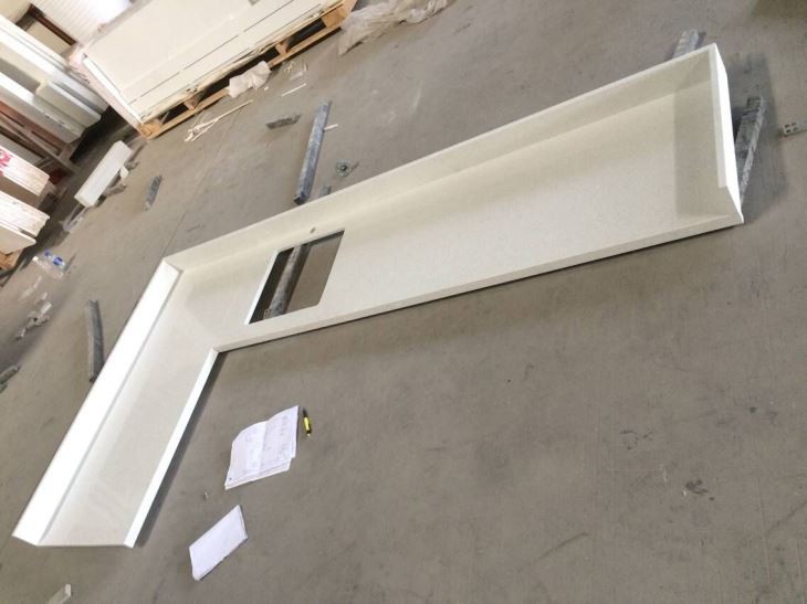 화이트 쿼츠 테이블 탑 주방