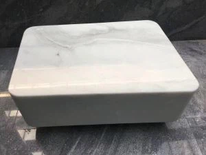 팬더 화이트 대리석 벤치 비용